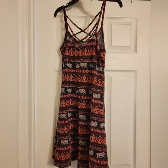 Xhileration Dress with Elephant Print Size:L (Juniors) - Picture 2 of 5